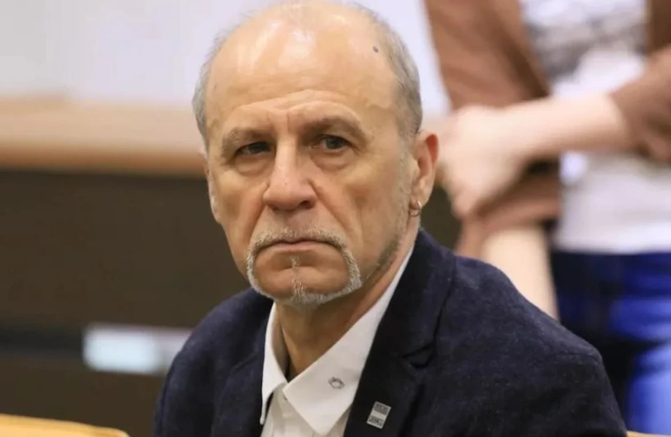 Александр Деринг