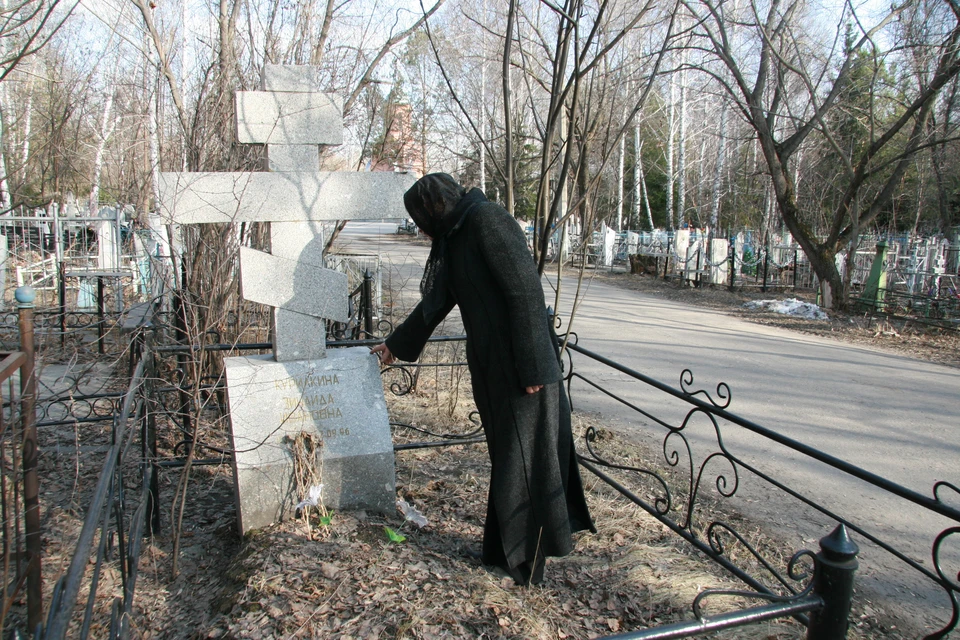 Говорят, на кладбищах Барнаула есть «блуждающие» могилы