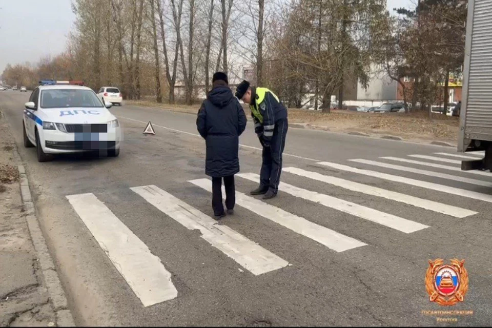 В Иркутске водитель насмерть сбил 40-летнюю женщину на пешеходе и скрылся. Фото: пресс-служба Госавтоинспекции Иркутска