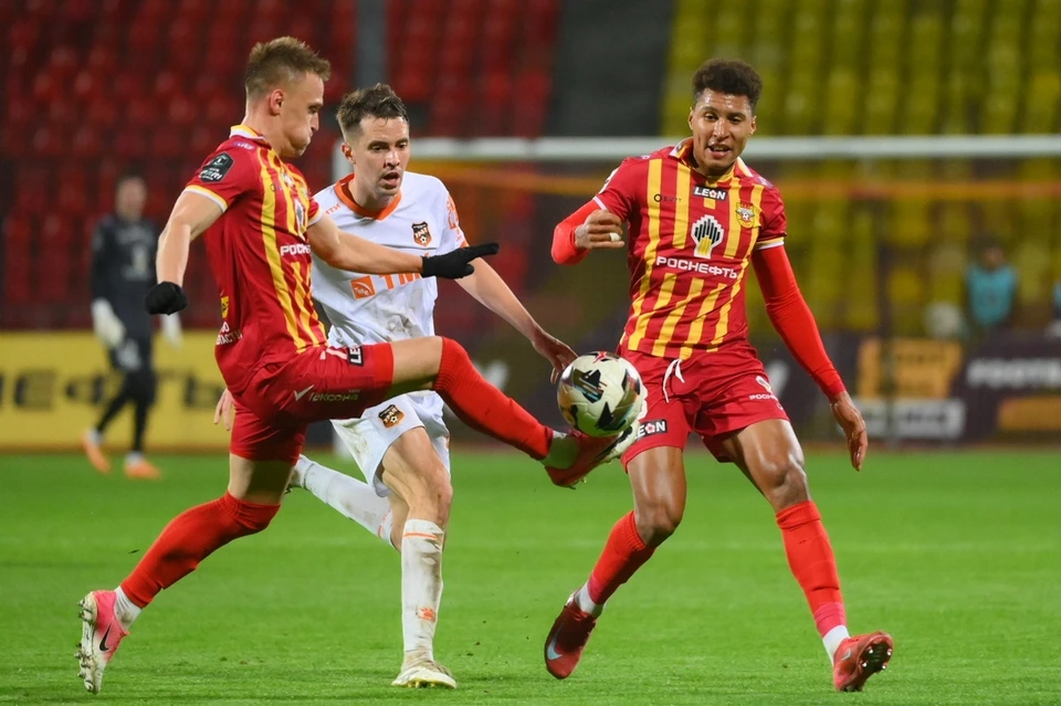 Тульский «Арсенал» уступил «Уралу» и продлил серию без побед до восьми игр.