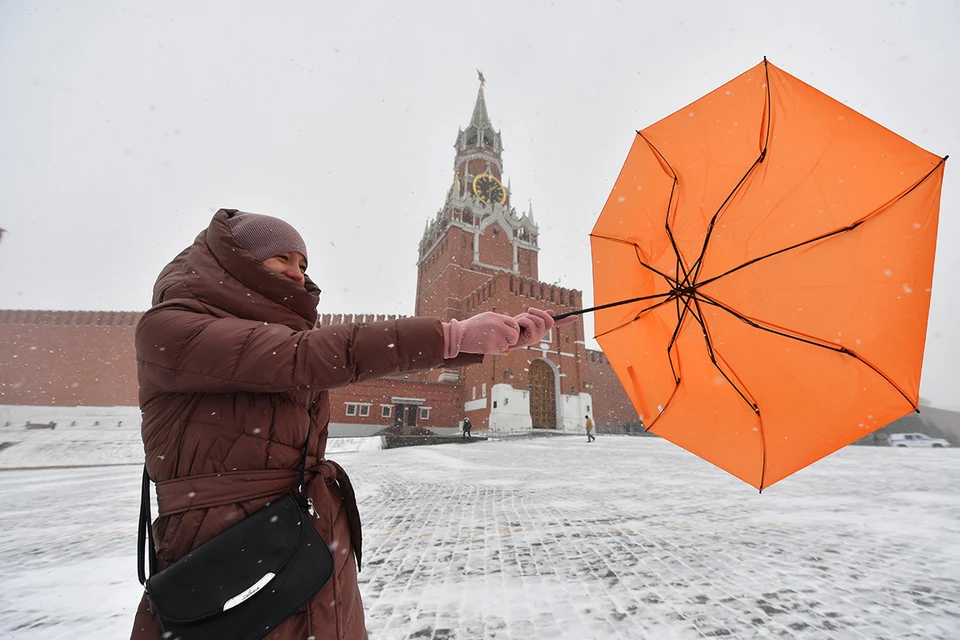 Синоптики обещают, что скоро поздняя осень покажет россиянам свой суровый характер