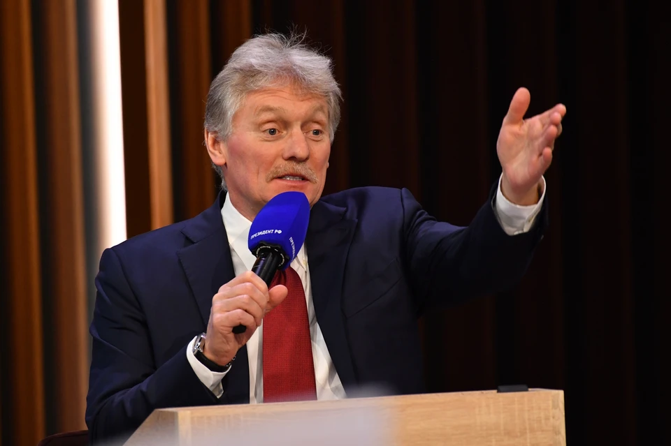 Песков: Украина не способна сама производить дальнобойные ракеты