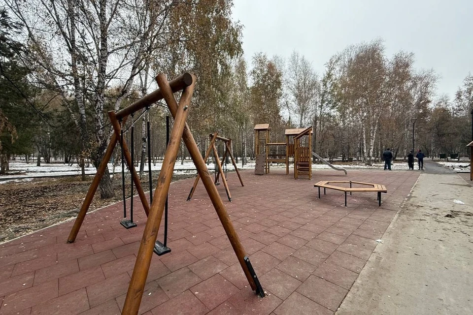 Новый детский городок открылся в сквере Сибиряков-Гвардейцев. Фото: мэрия Новосибирска