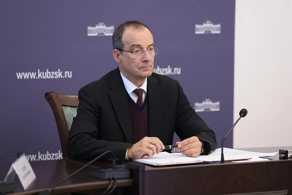 Юрий Бурлачко отметил, что служба крови и донорство играют ключевую роль в современной медицине. Фото: пресс-служба ЗСК