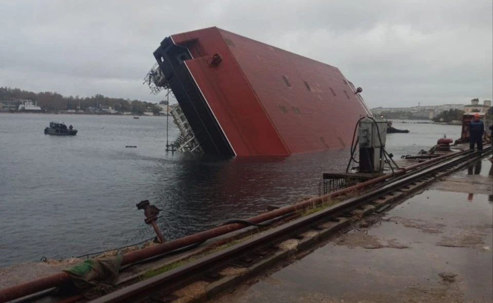 К месту происшествия направлена группа из наиболее опытных следователей и криминалистов. Фото: Южная транспортная прокуратура/Tg