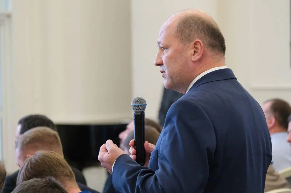 Александр Скрябин предложил позволить работать получившим профильное образование водителям с 18 лет. Фото: ВАРМСУ