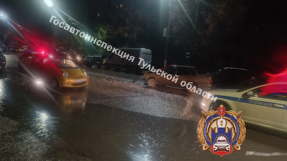 На улице Хворостухина в Туле произошло ночное ДТП с пострадавшим