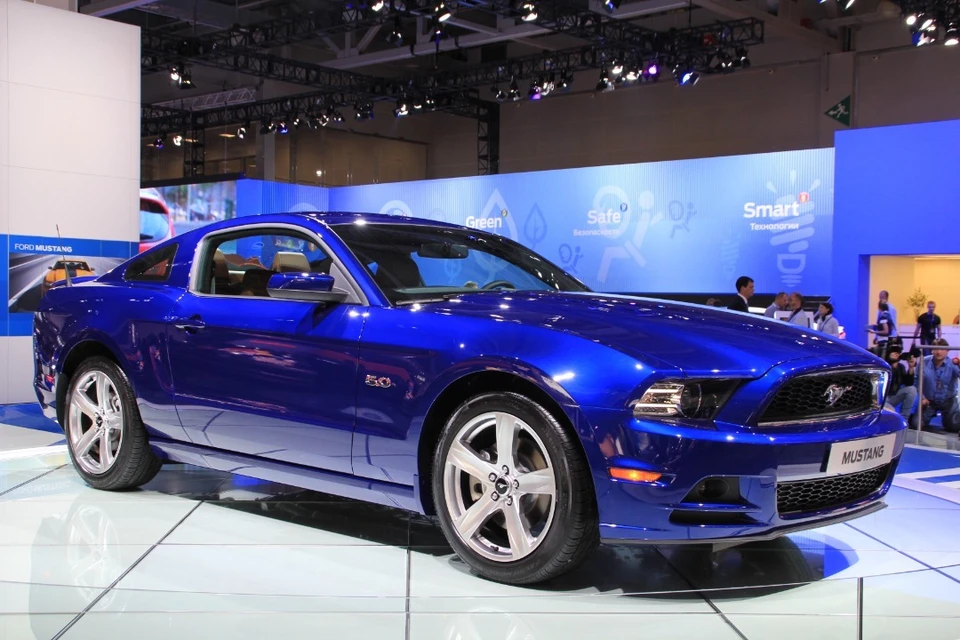В Новосибирске продают Ford Mustang Mach за четыре миллиона.