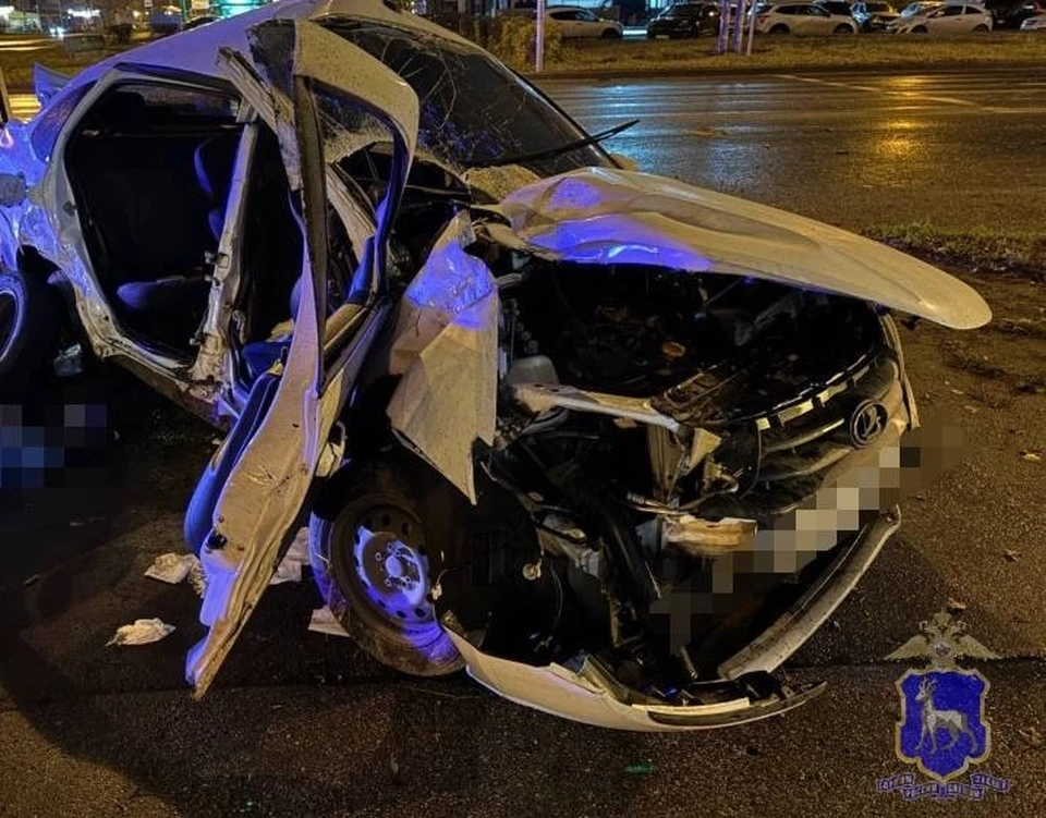 Водитель легковушки погиб на месте. Фото: ГУ МВД России по Самарской области