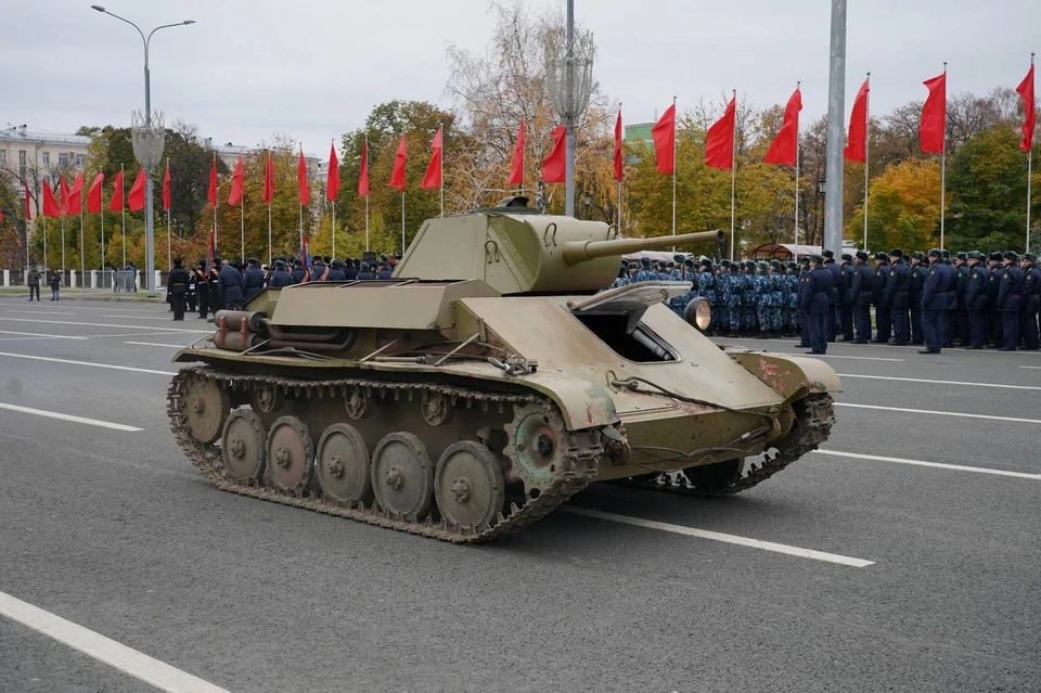 По главной площади Самары 7 ноября пройдут 125 парадных расчетов и историческая техника