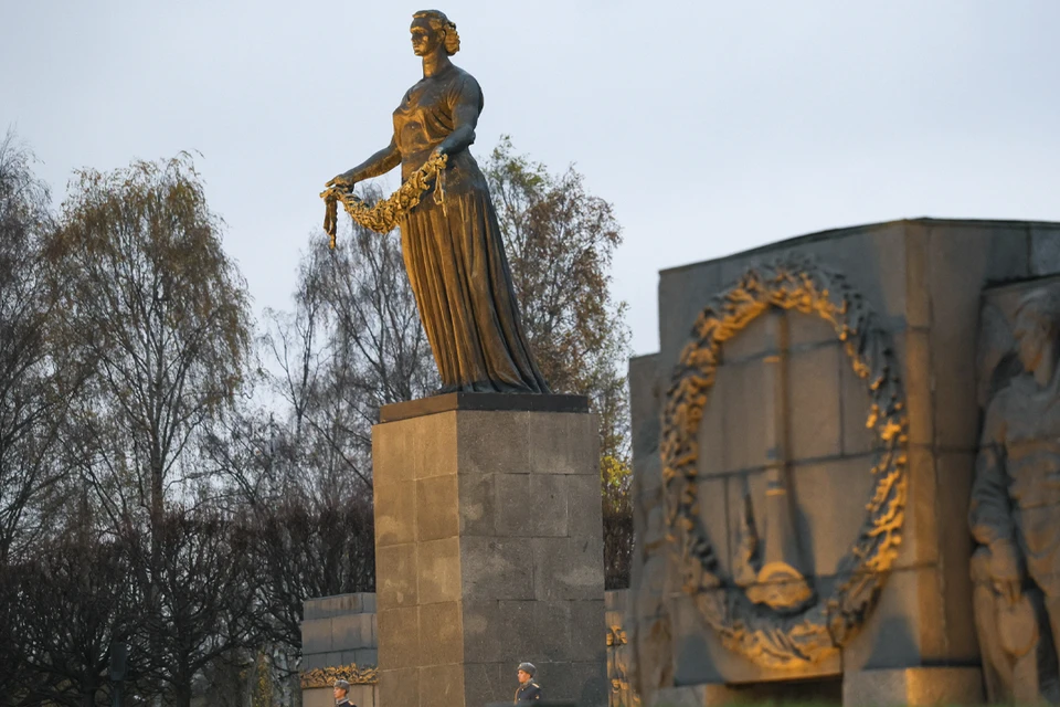 В Петербурге почтили память павших воинов. Фото: www.gov.spb.ru