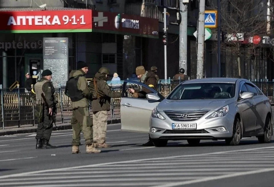В Одессе сотрудники военкомата подрались с жителями города