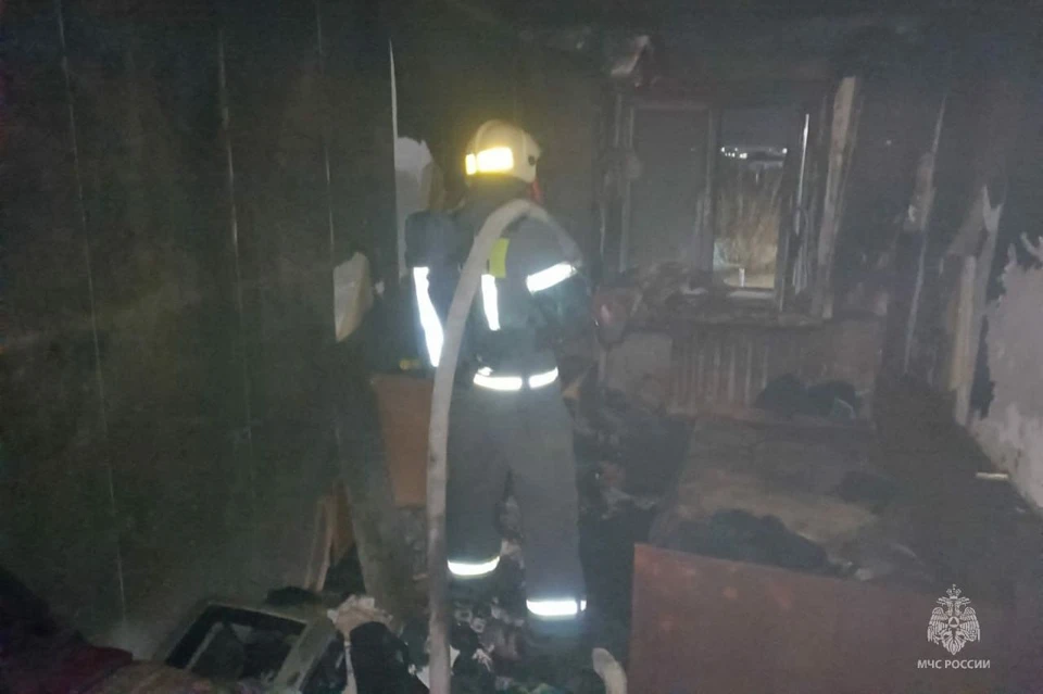 Предварительной причиной пожара считается неосторожное обращение с огнем