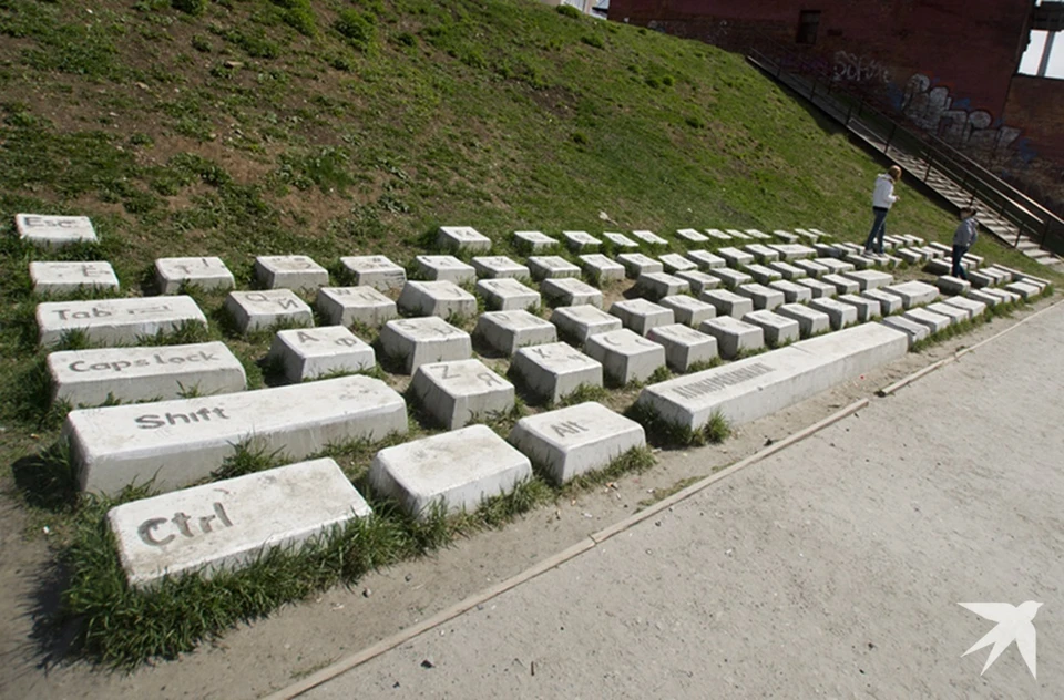 «Памятник клавиатуре» вновь открыли после реставрации