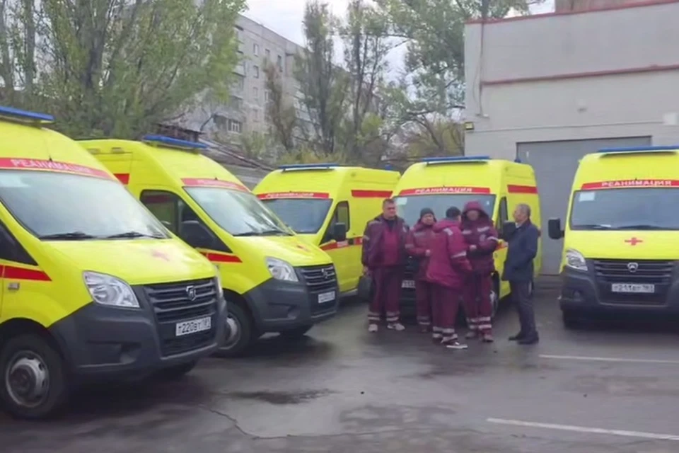 Новые машины полностью оснащены современным медицинским оборудованием. ФОТО: скриншот с видео