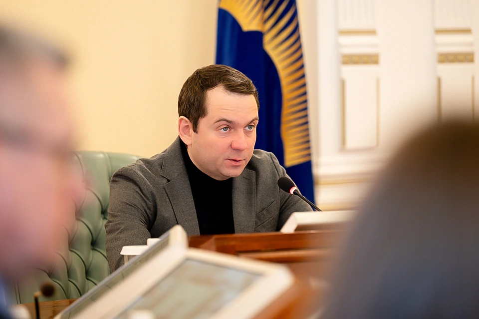 На заседании правительства Мурманской области обсудили реализацию стратегического плана «На Севере - жить!» в Мурманске. Фото: Игорь Громов / Правительство Мурманской области