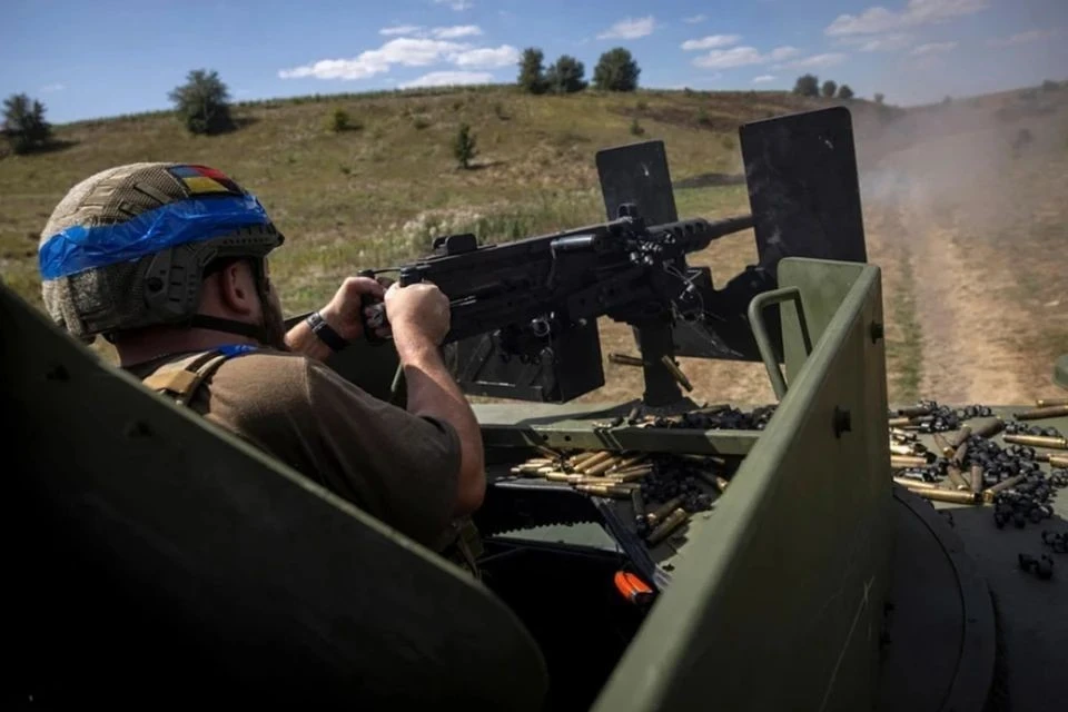 Украинские военные, окружённые в Красноармейске, начали сдаваться в плен