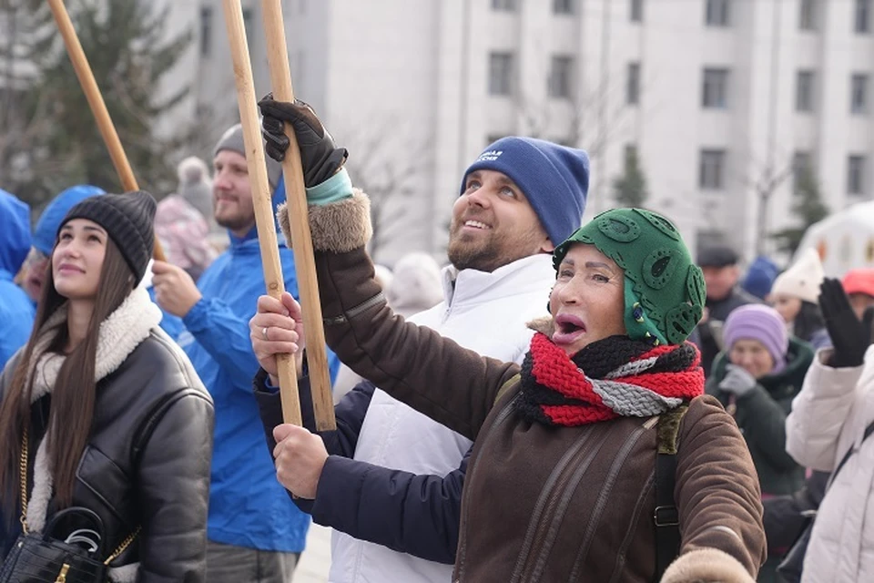 Горожане отметили праздник на площади Ленина Фото: «Единая России»