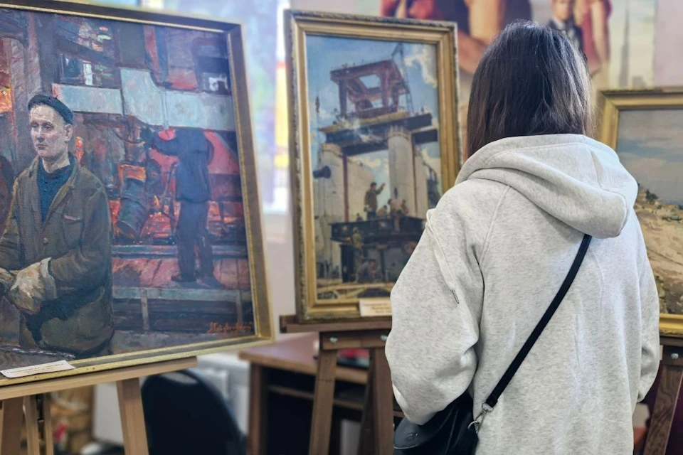 На Херсонщине открылась выставка к 75-летию строительства Каховской ГЭС Фото: министерство культуры ХО