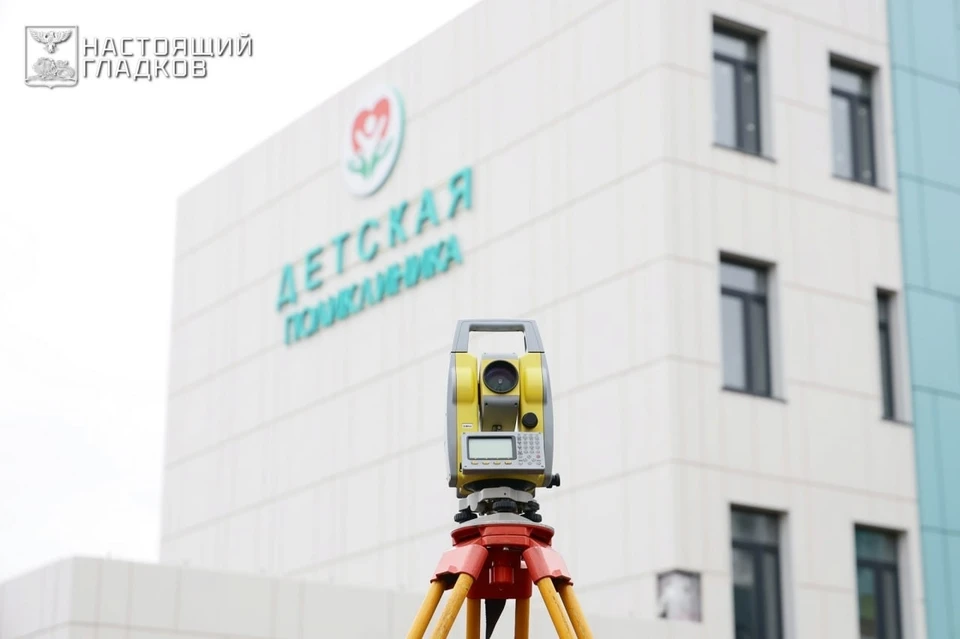 Губернатор проверил ход строительства детской городской поликлиники №3 в Белгороде