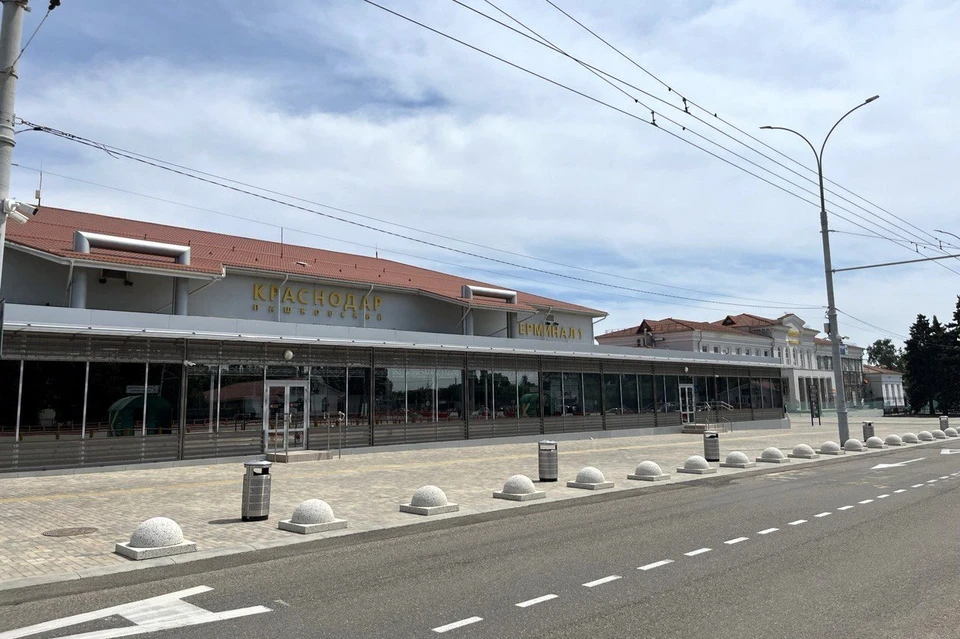 Аэропорт Краснодара возобновил работу