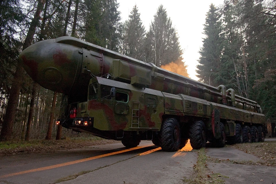 Спокойная, но твердая реакция России на заявление Дональда Трампа о намерении возобновить ядерные испытания привлекла внимание всего мира.