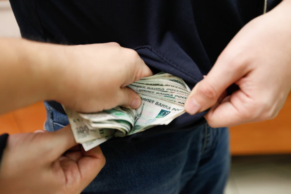 Экс-сотрудника ФСИН на Ставрополье подозревают во взяточничестве