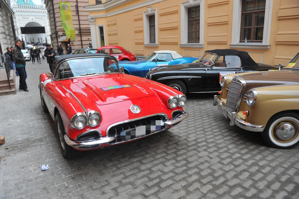 Автомобиль «Chevrolet Van» продают в Иркутске за 1,3 миллиона рублей