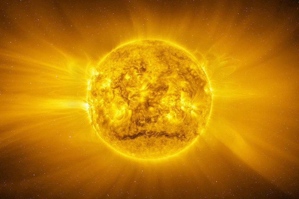 На Солнце произошла грандиозная вспышка, выбросы которой еще не успели добраться до Земли. Фото: muratart/Shutterstock/Fotodom