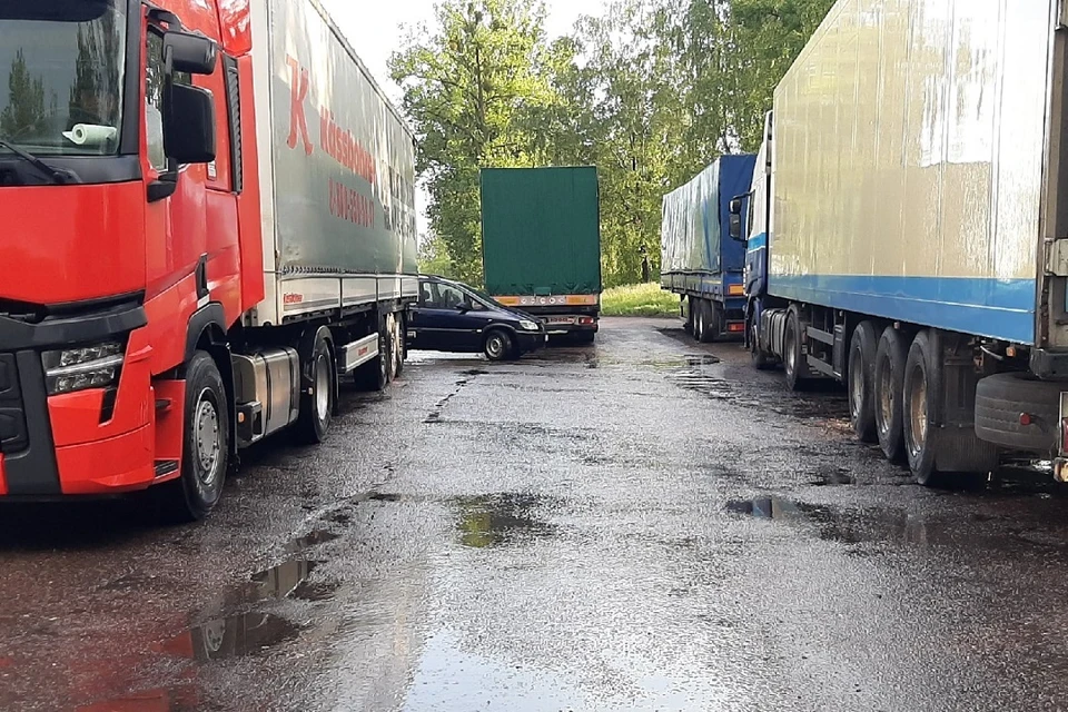 МИД сказал, что более тысячи литовских фур в Беларуси переместят на спецстоянки. Фото используется в качестве иллюстрации: архив «КП».