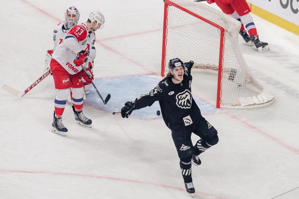 Виталий Кравцов сыграл за «Трактор» 367 матчей