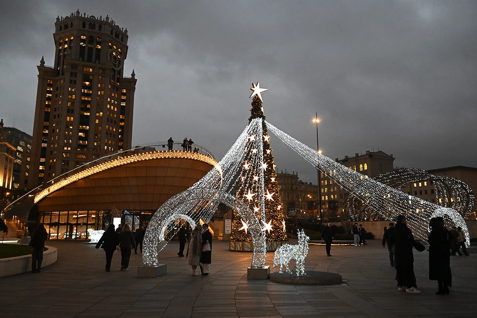 Москва начала готовиться к встрече Нового года