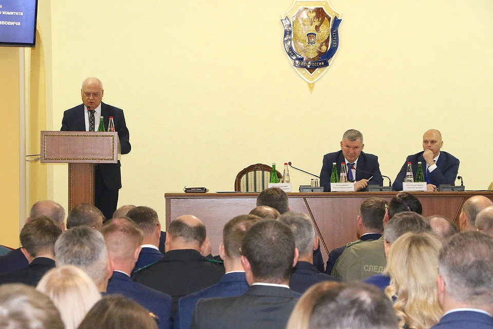 Для противодействия возникшим угрозам безопасности в информационной сфере созданы и применяются различные механизмы и алгоритмы.