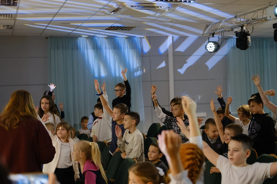 В мероприятии приняли участие школьники Рязанской области, их родители, а также сотрудники предприятий и их дети