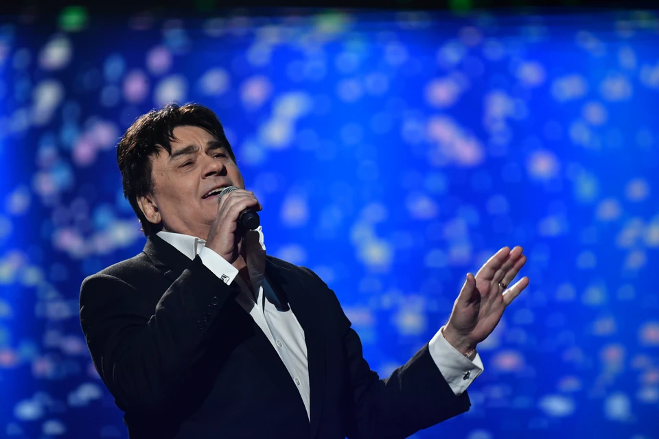 На певца Александра Серова подали в суд из-за детей