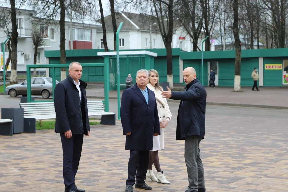 Целью визита стал осмотр объектов, построенных и обновленных в рамках народной программы партии.