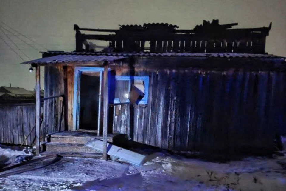 Причиной пожара могло стать неосторожное обращение с огнем. Фото: ГУ МЧС по Республике Бурятия