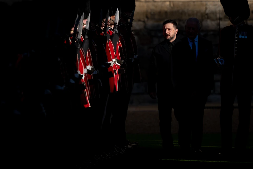 Экс-сотрудник ЦРУ Риттер: РФ ударами возмездия оказывает давление на Зеленского