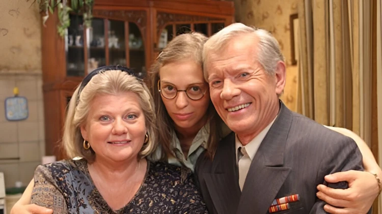 Как сейчас выглядят актеры сериала «Не родись красивой» и где они сейчас