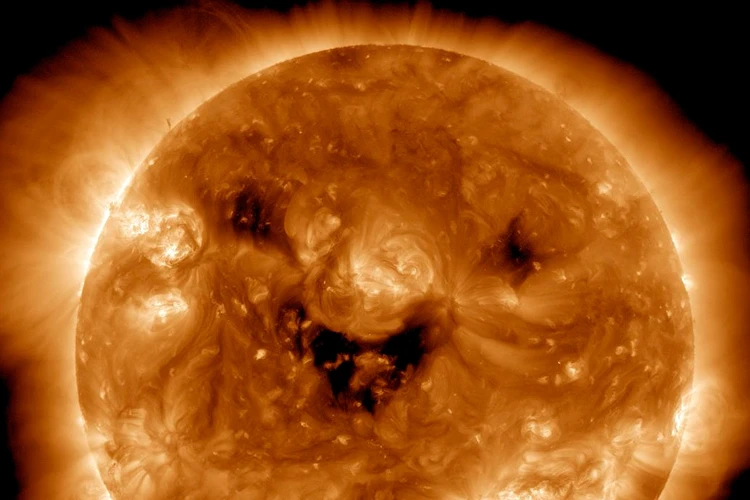 Магнитные бури с 17 по 23 ноября 2025 года: пейзаж после шторма