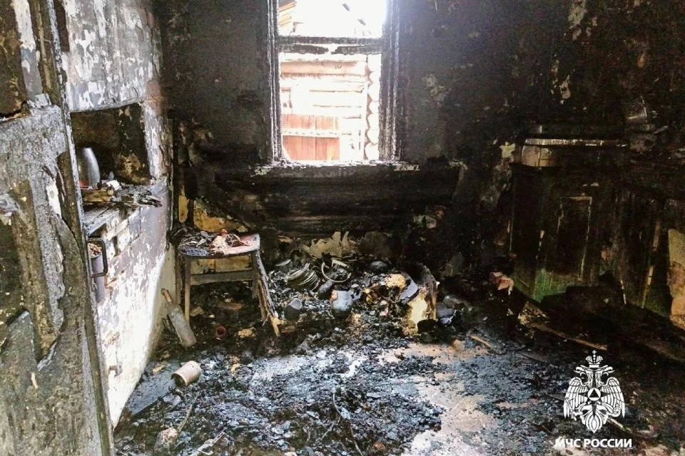 Пожар, в котором погибли мужчина и женщина, произошёл 15 ноября в частном доме посёлка Соблаго. Фото: ГУ МЧС России по Тверской области