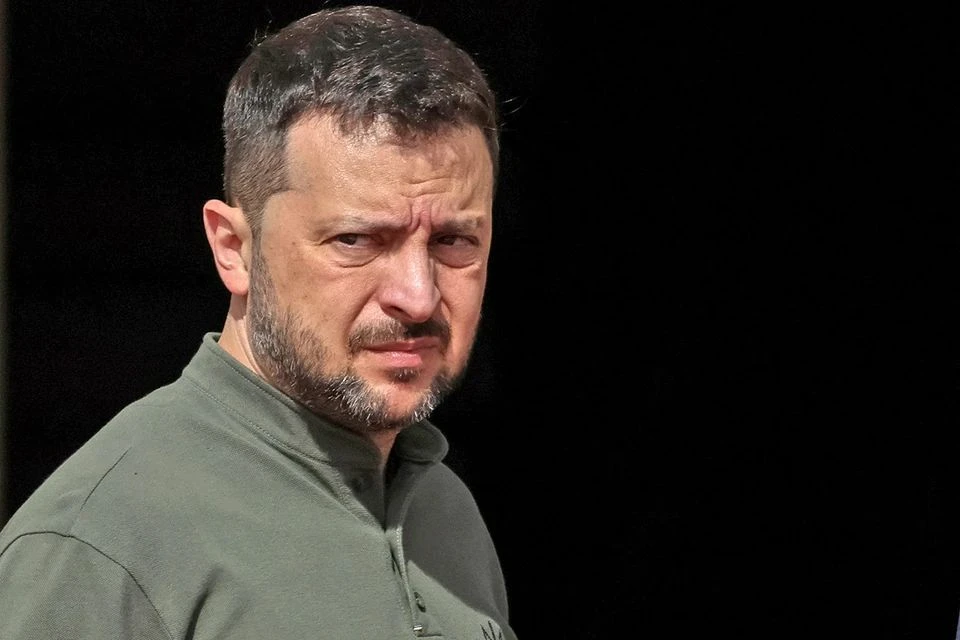 Зеленского обвели вокруг пальца: в сделке о передаче истребителей Украине нашли интересную деталь