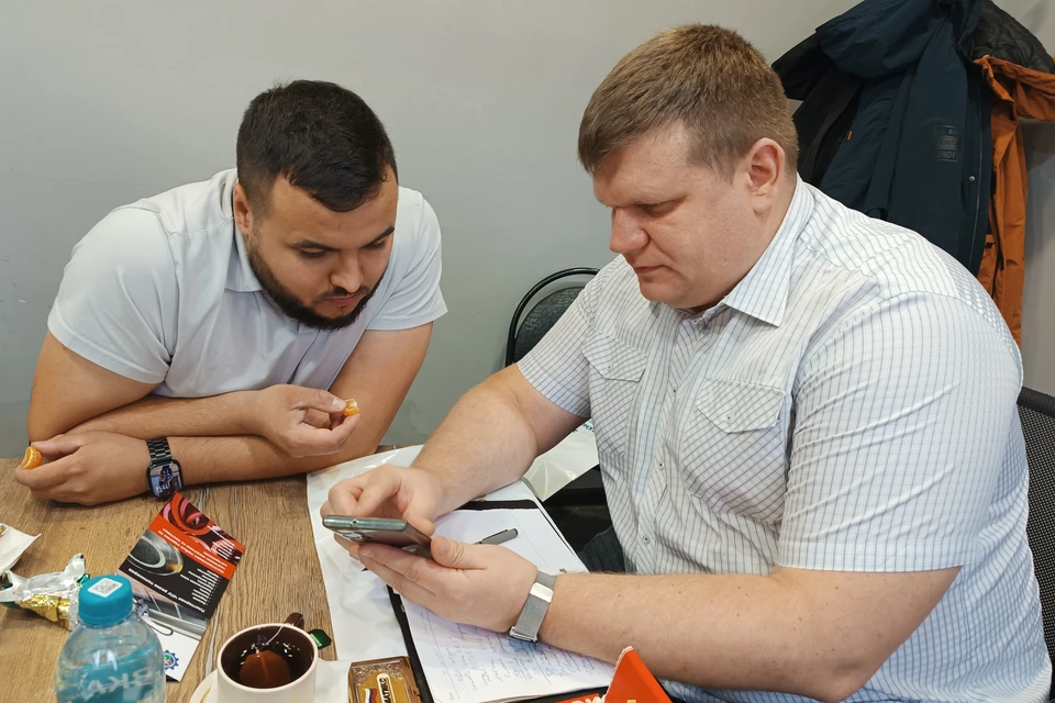 Гендиректор ООО «СтанкоПромГрупп» Ринат Ахвадиев и директор НПО «МАТИКС» Михаил Лепешкин.