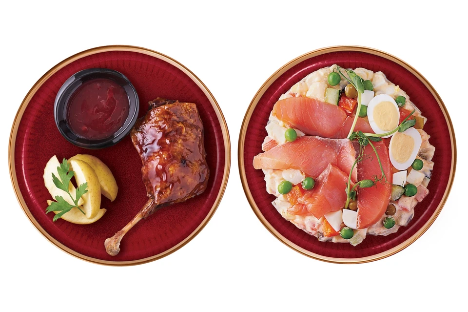 Утка с томлеными яблоками и оливье с сёмгой