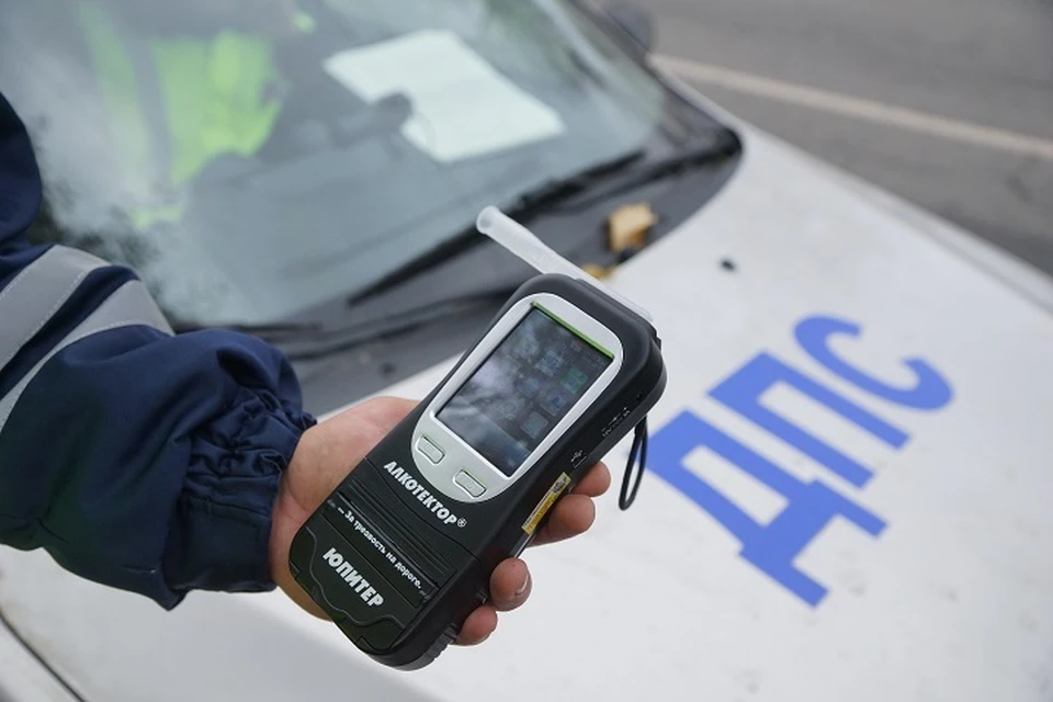 Нетрезвый водитель-рецидивист с судимостью задержан в Магадане