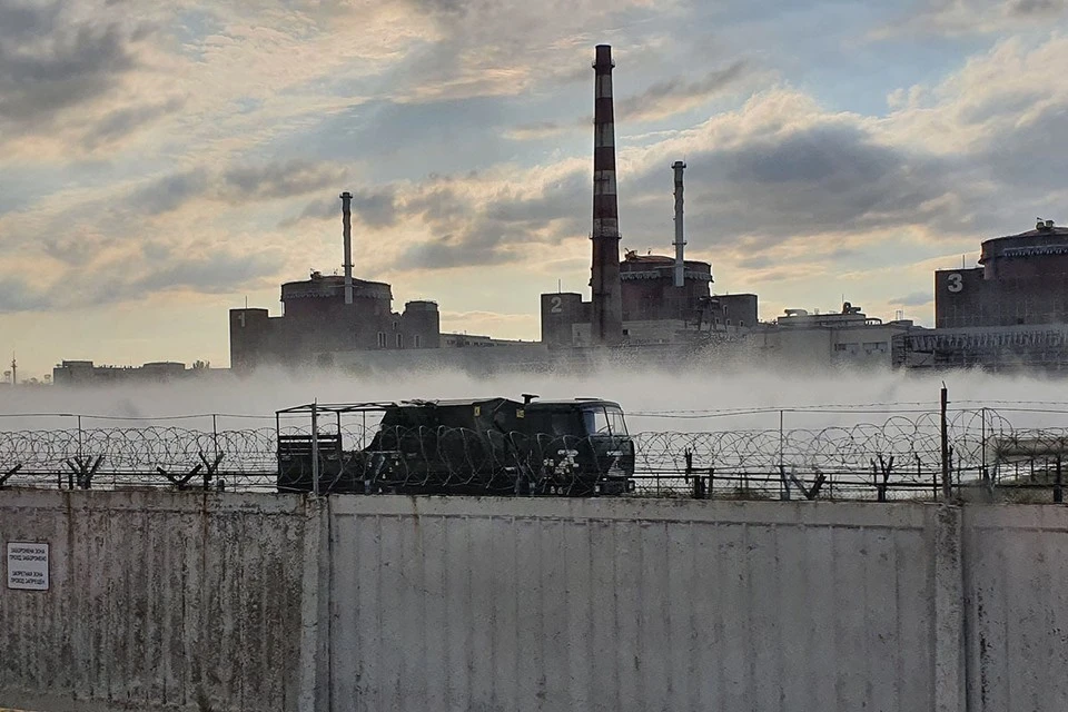 ВСУ продолжают атаковать район Запорожской АЭС