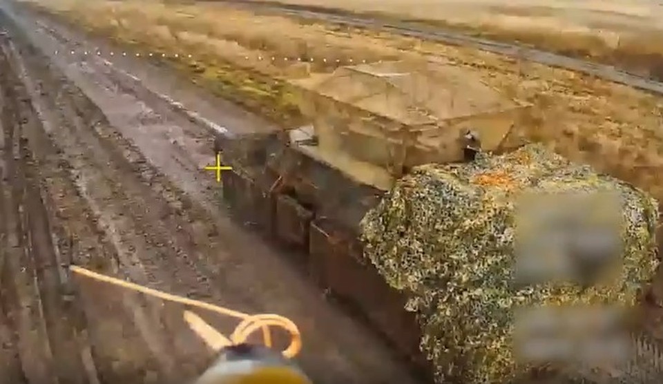 Операторы российских беспилотников рушат логистику ВСУ в зоне СВО