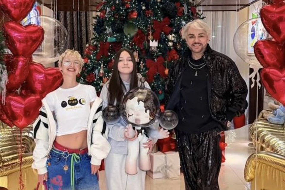 Накануне Алла-Виктория, дочь Филиппа Киркорова, отметила свое 14-летие.