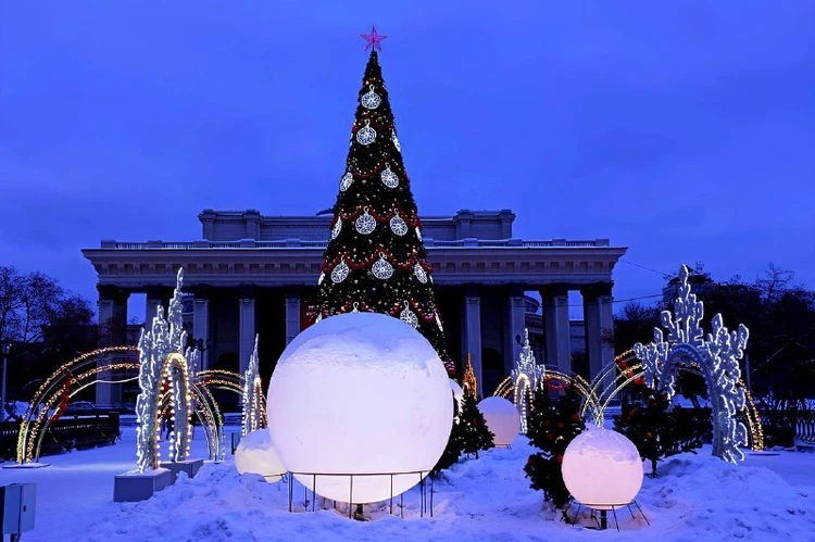 Ледовый городок, катки и фестиваль снега: где в Новосибирске встретить Новый год