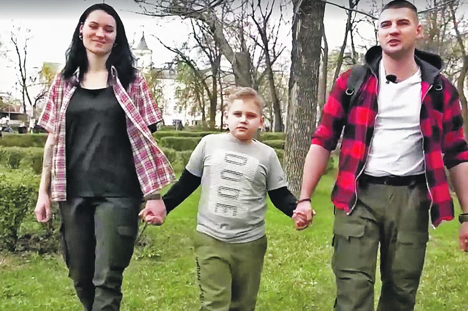 С любовью встретиться